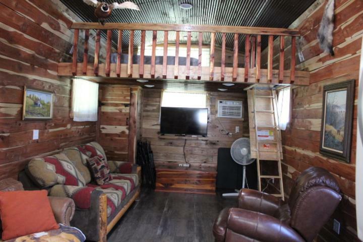 Amish Made Cedar Cabin With A Loft On A Buffalo Farm Close To The Buffalo River Marshall Eksteriør bilde
