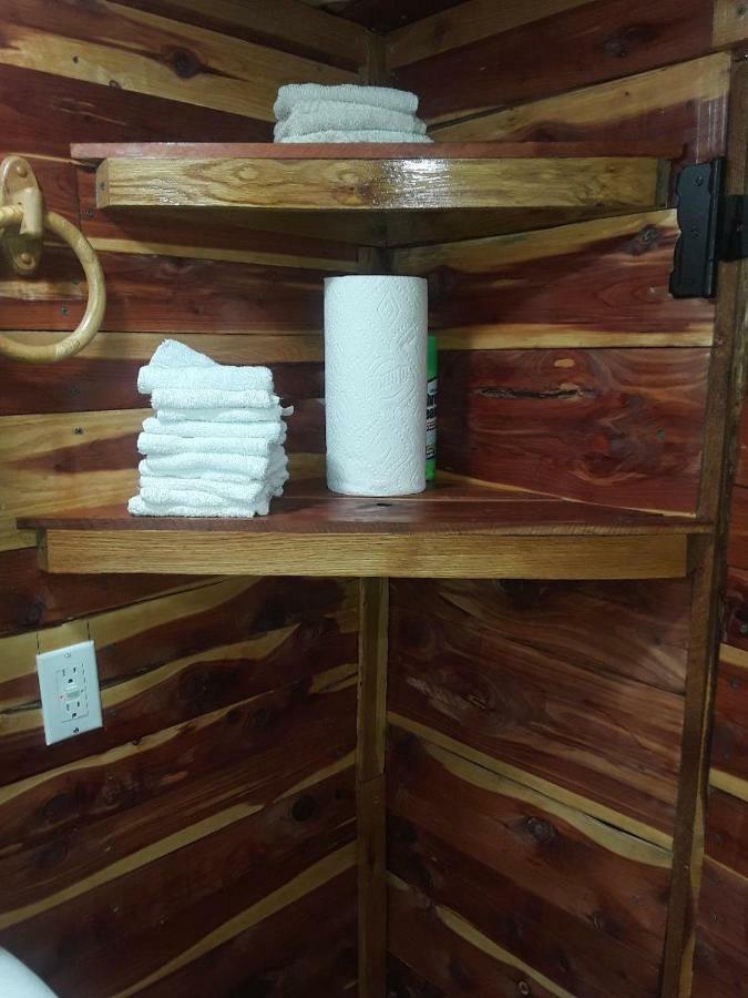 Amish Made Cedar Cabin With A Loft On A Buffalo Farm Close To The Buffalo River Marshall Eksteriør bilde